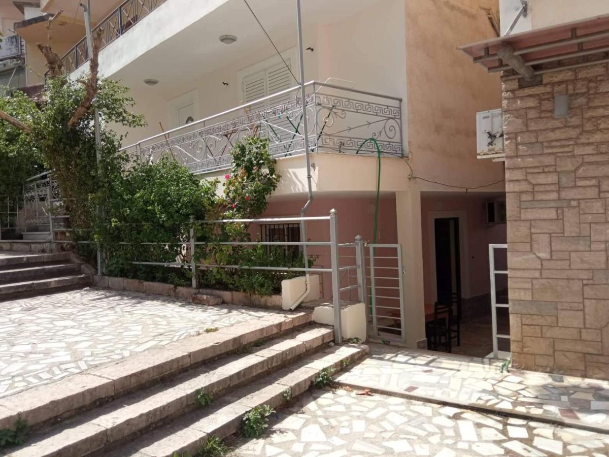 סרנדה May Apartments מראה חיצוני תמונה